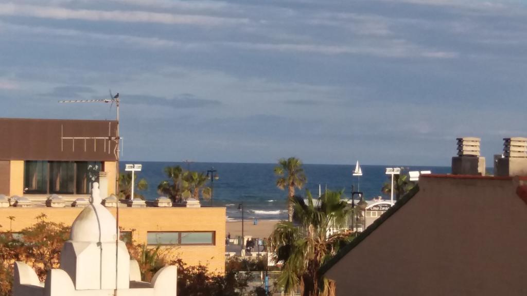 Apartmentsuitespain Atic Panoramic Beach Valensiya Dış mekan fotoğraf